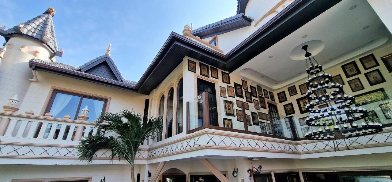 Potterland Luxury Pool Villa Pattaya Walking Street 6 Bedrooms Extérieur photo