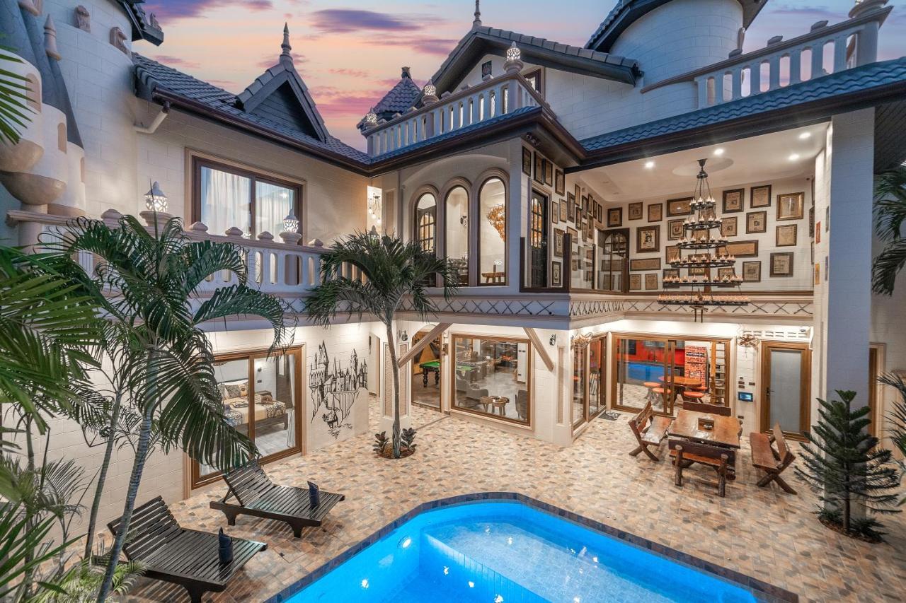 Potterland Luxury Pool Villa Pattaya Walking Street 6 Bedrooms Extérieur photo