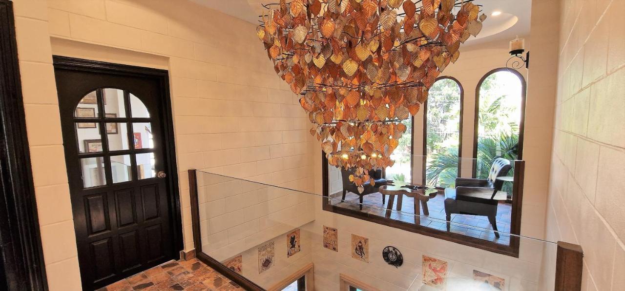 Potterland Luxury Pool Villa Pattaya Walking Street 6 Bedrooms Extérieur photo