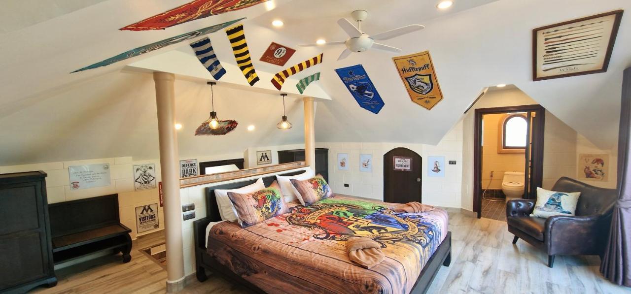 Potterland Luxury Pool Villa Pattaya Walking Street 6 Bedrooms Extérieur photo