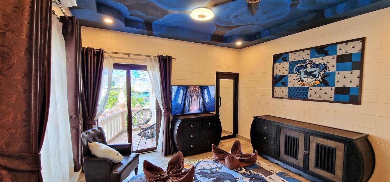 Potterland Luxury Pool Villa Pattaya Walking Street 6 Bedrooms Extérieur photo