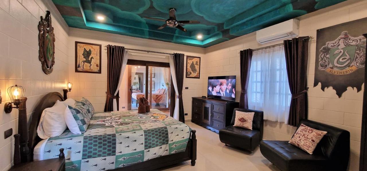 Potterland Luxury Pool Villa Pattaya Walking Street 6 Bedrooms Extérieur photo