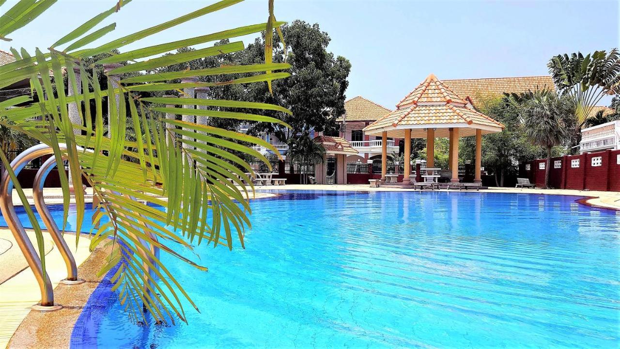Potterland Luxury Pool Villa Pattaya Walking Street 6 Bedrooms Extérieur photo